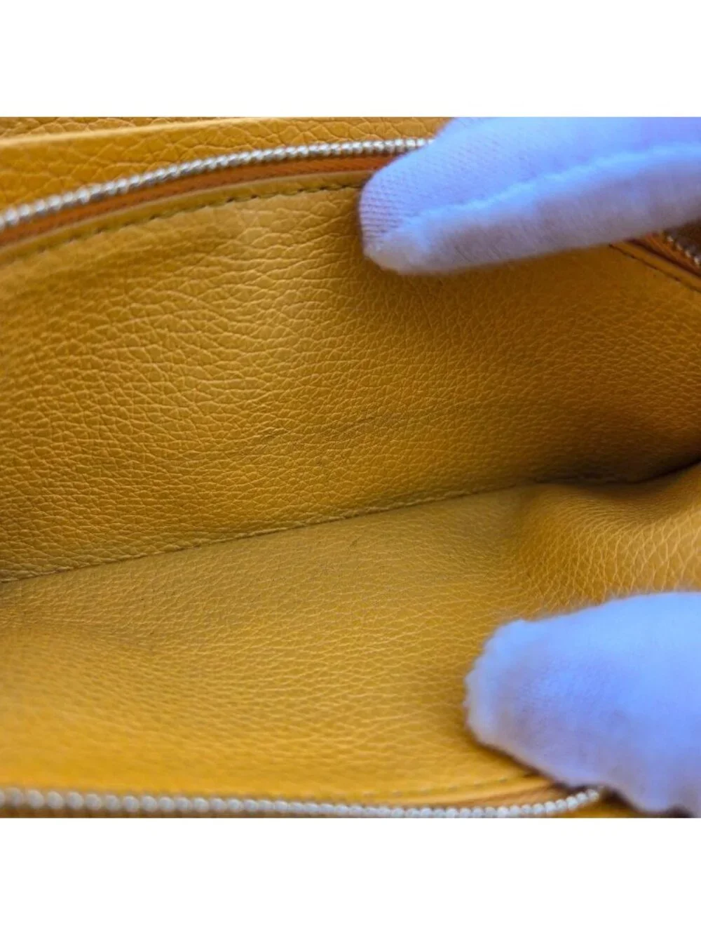 ★SOLD★ Gucci Logo Wallet Yellow Leather - Picture 12 of 14